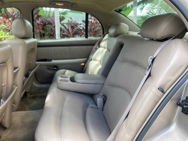 2000 Light Bronzemist Metallic /Taupe Buick Park Avenue Ultra LOW MILES 72,419 (1G4CU5416Y4) with an 3.8L SFI V6 3800 Series II Supercharged Engine engine, Automatic transmission, located at 4701 North Dixie Hwy, Pompano Beach, FL, 33064, (954) 422-2889, 26.240938, -80.123474 - OUR WEBPAGE FLORIDACARS1.COM HAS OVER 100 PHOTOS AND FREE CARFAX LINK 2000 Buick Park Avenue Ultra Sedan 4 DR 3.8L V6 F Gasoline 27 MPG Front Wheel Drive Features ABS Brakes Air Conditioning Alloy Wheels AM/FM Stereo Automatic Transmission Cassette Player CD Audio Cruise Control Front Seat Heaters L- Photo#81