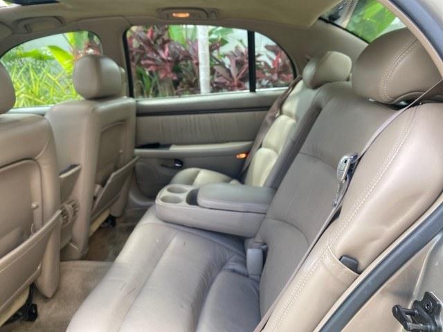 2000 Light Bronzemist Metallic /Taupe Buick Park Avenue Ultra LOW MILES 72,419 (1G4CU5416Y4) with an 3.8L SFI V6 3800 Series II Supercharged Engine engine, Automatic transmission, located at 4701 North Dixie Hwy, Pompano Beach, FL, 33064, (954) 422-2889, 26.240938, -80.123474 - OUR WEBPAGE FLORIDACARS1.COM HAS OVER 100 PHOTOS AND FREE CARFAX LINK 2000 Buick Park Avenue Ultra Sedan 4 DR 3.8L V6 F Gasoline 27 MPG Front Wheel Drive Features ABS Brakes Air Conditioning Alloy Wheels AM/FM Stereo Automatic Transmission Cassette Player CD Audio Cruise Control Front Seat Heaters L- Photo#83