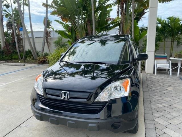 2007 Nighthawk Black Pearl /Ivory Honda CR-V LX LOW MILES 74,639 (JHLRE38377C) with an 2.4L 4-Cyl Engine engine, Automatic transmission, located at 4701 North Dixie Hwy, Pompano Beach, FL, 33064, (954) 422-2889, 26.240938, -80.123474 - OUR WEBPAGE FLORIDACARS1.COM HAS OVER 100 PHOTOS AND FREE CARFAX LINK 2007 Honda CR-V LX 4 Door Wagon/Sport Utility 2.4L I4 F DOHC 16V Gasoline 30 MPG Front Wheel Drive Features ABS Brakes Air Conditioning AM/FM Stereo Automatic Transmission Auxiliary Audio Input CD Audio Cloth Seats Cruise Control- Photo#3