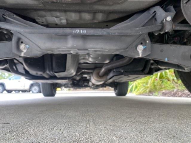 2007 Nighthawk Black Pearl /Ivory Honda CR-V LX LOW MILES 74,639 (JHLRE38377C) with an 2.4L 4-Cyl Engine engine, Automatic transmission, located at 4701 North Dixie Hwy, Pompano Beach, FL, 33064, (954) 422-2889, 26.240938, -80.123474 - OUR WEBPAGE FLORIDACARS1.COM HAS OVER 100 PHOTOS AND FREE CARFAX LINK 2007 Honda CR-V LX 4 Door Wagon/Sport Utility 2.4L I4 F DOHC 16V Gasoline 30 MPG Front Wheel Drive Features ABS Brakes Air Conditioning AM/FM Stereo Automatic Transmission Auxiliary Audio Input CD Audio Cloth Seats Cruise Control- Photo#22