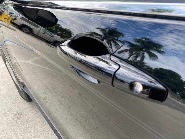 2007 Nighthawk Black Pearl /Ivory Honda CR-V LX LOW MILES 74,639 (JHLRE38377C) with an 2.4L 4-Cyl Engine engine, Automatic transmission, located at 4701 North Dixie Hwy, Pompano Beach, FL, 33064, (954) 422-2889, 26.240938, -80.123474 - OUR WEBPAGE FLORIDACARS1.COM HAS OVER 100 PHOTOS AND FREE CARFAX LINK 2007 Honda CR-V LX 4 Door Wagon/Sport Utility 2.4L I4 F DOHC 16V Gasoline 30 MPG Front Wheel Drive Features ABS Brakes Air Conditioning AM/FM Stereo Automatic Transmission Auxiliary Audio Input CD Audio Cloth Seats Cruise Control- Photo#27