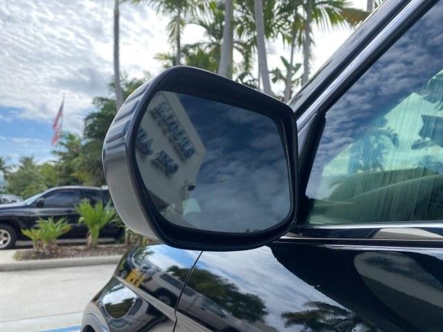 2007 Nighthawk Black Pearl /Ivory Honda CR-V LX LOW MILES 74,639 (JHLRE38377C) with an 2.4L 4-Cyl Engine engine, Automatic transmission, located at 4701 North Dixie Hwy, Pompano Beach, FL, 33064, (954) 422-2889, 26.240938, -80.123474 - OUR WEBPAGE FLORIDACARS1.COM HAS OVER 100 PHOTOS AND FREE CARFAX LINK 2007 Honda CR-V LX 4 Door Wagon/Sport Utility 2.4L I4 F DOHC 16V Gasoline 30 MPG Front Wheel Drive Features ABS Brakes Air Conditioning AM/FM Stereo Automatic Transmission Auxiliary Audio Input CD Audio Cloth Seats Cruise Control- Photo#28