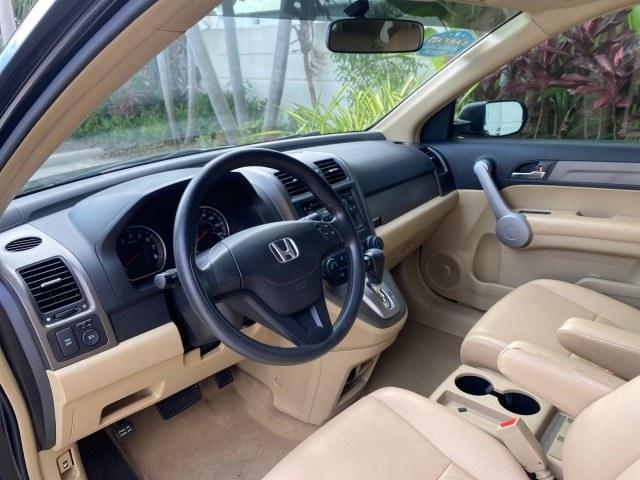 2007 Nighthawk Black Pearl /Ivory Honda CR-V LX LOW MILES 74,639 (JHLRE38377C) with an 2.4L 4-Cyl Engine engine, Automatic transmission, located at 4701 North Dixie Hwy, Pompano Beach, FL, 33064, (954) 422-2889, 26.240938, -80.123474 - OUR WEBPAGE FLORIDACARS1.COM HAS OVER 100 PHOTOS AND FREE CARFAX LINK 2007 Honda CR-V LX 4 Door Wagon/Sport Utility 2.4L I4 F DOHC 16V Gasoline 30 MPG Front Wheel Drive Features ABS Brakes Air Conditioning AM/FM Stereo Automatic Transmission Auxiliary Audio Input CD Audio Cloth Seats Cruise Control- Photo#33