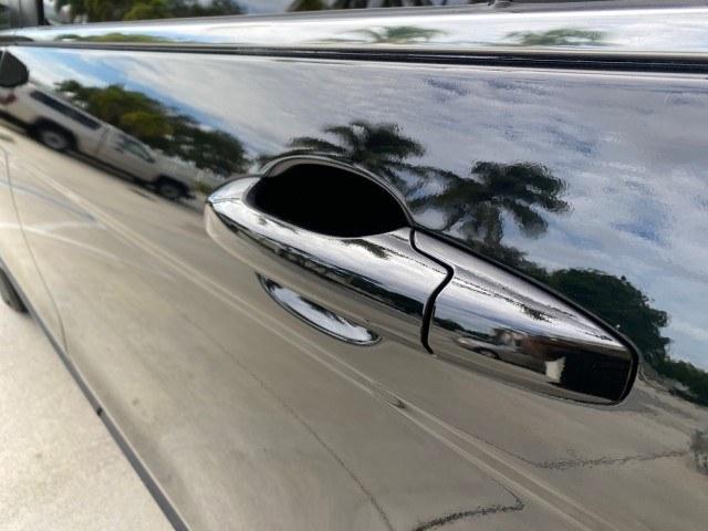 2007 Nighthawk Black Pearl /Ivory Honda CR-V LX LOW MILES 74,639 (JHLRE38377C) with an 2.4L 4-Cyl Engine engine, Automatic transmission, located at 4701 North Dixie Hwy, Pompano Beach, FL, 33064, (954) 422-2889, 26.240938, -80.123474 - OUR WEBPAGE FLORIDACARS1.COM HAS OVER 100 PHOTOS AND FREE CARFAX LINK 2007 Honda CR-V LX 4 Door Wagon/Sport Utility 2.4L I4 F DOHC 16V Gasoline 30 MPG Front Wheel Drive Features ABS Brakes Air Conditioning AM/FM Stereo Automatic Transmission Auxiliary Audio Input CD Audio Cloth Seats Cruise Control- Photo#56