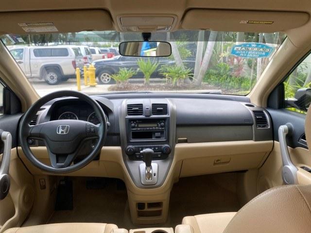 2007 Nighthawk Black Pearl /Ivory Honda CR-V LX LOW MILES 74,639 (JHLRE38377C) with an 2.4L 4-Cyl Engine engine, Automatic transmission, located at 4701 North Dixie Hwy, Pompano Beach, FL, 33064, (954) 422-2889, 26.240938, -80.123474 - OUR WEBPAGE FLORIDACARS1.COM HAS OVER 100 PHOTOS AND FREE CARFAX LINK 2007 Honda CR-V LX 4 Door Wagon/Sport Utility 2.4L I4 F DOHC 16V Gasoline 30 MPG Front Wheel Drive Features ABS Brakes Air Conditioning AM/FM Stereo Automatic Transmission Auxiliary Audio Input CD Audio Cloth Seats Cruise Control- Photo#62