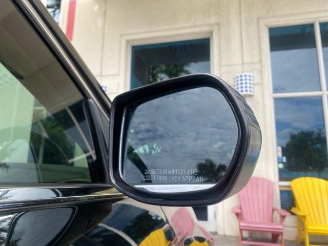 2007 Nighthawk Black Pearl /Ivory Honda CR-V LX LOW MILES 74,639 (JHLRE38377C) with an 2.4L 4-Cyl Engine engine, Automatic transmission, located at 4701 North Dixie Hwy, Pompano Beach, FL, 33064, (954) 422-2889, 26.240938, -80.123474 - OUR WEBPAGE FLORIDACARS1.COM HAS OVER 100 PHOTOS AND FREE CARFAX LINK 2007 Honda CR-V LX 4 Door Wagon/Sport Utility 2.4L I4 F DOHC 16V Gasoline 30 MPG Front Wheel Drive Features ABS Brakes Air Conditioning AM/FM Stereo Automatic Transmission Auxiliary Audio Input CD Audio Cloth Seats Cruise Control- Photo#82