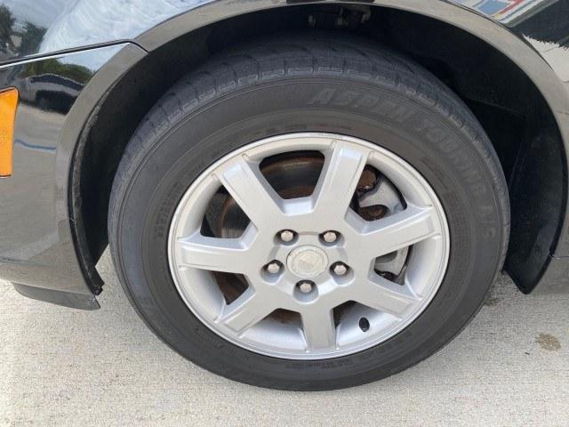 2006 Black Raven /Ebony Cadillac CTS LOW MILES 40,996 (1G6DM57T660) with an 2.8L DOHC V6 Engine engine, Automatic transmission, located at 4701 North Dixie Hwy, Pompano Beach, FL, 33064, (954) 422-2889, 26.240938, -80.123474 - OUR WEBPAGE FLORIDACARS1.COM HAS OVER 100 PHOTOS AND FREE CARFAX LINK 2006 Cadillac CTS Sedan 4 DR 2.8L V6 F Gasoline 27 MPG Rear Wheel Drive Features ABS Brakes Air Conditioning Alloy Wheels AM/FM Stereo Automatic Transmission CD Audio Cruise Control Leatherette Seats Overhead Airbags Power Locks P- Photo#19
