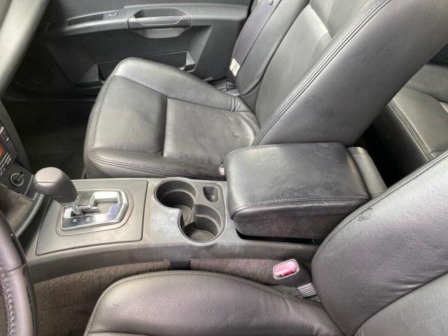 2006 Black Raven /Ebony Cadillac CTS LOW MILES 40,996 (1G6DM57T660) with an 2.8L DOHC V6 Engine engine, Automatic transmission, located at 4701 North Dixie Hwy, Pompano Beach, FL, 33064, (954) 422-2889, 26.240938, -80.123474 - OUR WEBPAGE FLORIDACARS1.COM HAS OVER 100 PHOTOS AND FREE CARFAX LINK 2006 Cadillac CTS Sedan 4 DR 2.8L V6 F Gasoline 27 MPG Rear Wheel Drive Features ABS Brakes Air Conditioning Alloy Wheels AM/FM Stereo Automatic Transmission CD Audio Cruise Control Leatherette Seats Overhead Airbags Power Locks P- Photo#45