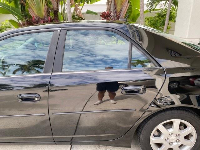 2006 Black Raven /Ebony Cadillac CTS LOW MILES 40,996 (1G6DM57T660) with an 2.8L DOHC V6 Engine engine, Automatic transmission, located at 4701 North Dixie Hwy, Pompano Beach, FL, 33064, (954) 422-2889, 26.240938, -80.123474 - OUR WEBPAGE FLORIDACARS1.COM HAS OVER 100 PHOTOS AND FREE CARFAX LINK 2006 Cadillac CTS Sedan 4 DR 2.8L V6 F Gasoline 27 MPG Rear Wheel Drive Features ABS Brakes Air Conditioning Alloy Wheels AM/FM Stereo Automatic Transmission CD Audio Cruise Control Leatherette Seats Overhead Airbags Power Locks P- Photo#53