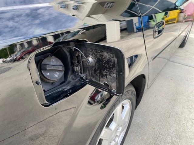 2006 Black Raven /Ebony Cadillac CTS LOW MILES 40,996 (1G6DM57T660) with an 2.8L DOHC V6 Engine engine, Automatic transmission, located at 4701 North Dixie Hwy, Pompano Beach, FL, 33064, (954) 422-2889, 26.240938, -80.123474 - OUR WEBPAGE FLORIDACARS1.COM HAS OVER 100 PHOTOS AND FREE CARFAX LINK 2006 Cadillac CTS Sedan 4 DR 2.8L V6 F Gasoline 27 MPG Rear Wheel Drive Features ABS Brakes Air Conditioning Alloy Wheels AM/FM Stereo Automatic Transmission CD Audio Cruise Control Leatherette Seats Overhead Airbags Power Locks P- Photo#88