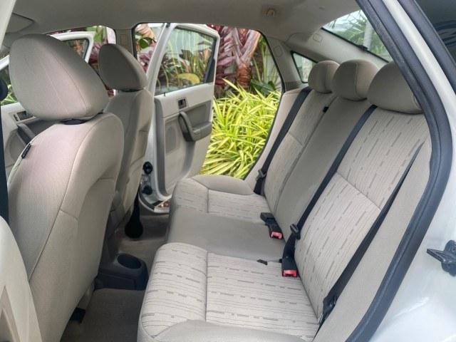 2011 White Suede /Medium Stone Ford Focus SE LOW MILES 36,864 (1FAHP3FN6BW) with an 2.0L 4-Cyl Engine engine, Automatic transmission, located at 4701 North Dixie Hwy, Pompano Beach, FL, 33064, (954) 422-2889, 26.240938, -80.123474 - OUR WEBPAGE FLORIDACARS1.COM HAS OVER 100 PHOTOS AND FREE CARFAX LINK 2011 Ford Focus SE Sedan 4 DR 2.0L I4 F DOHC 16V Gasoline 35 MPG Front Wheel Drive Features ABS Brakes Air Conditioning Alloy Wheels AM/FM Stereo Automatic Transmission Auxiliary Audio Input CD Audio Cloth Seats Cruise Control Ove- Photo#14