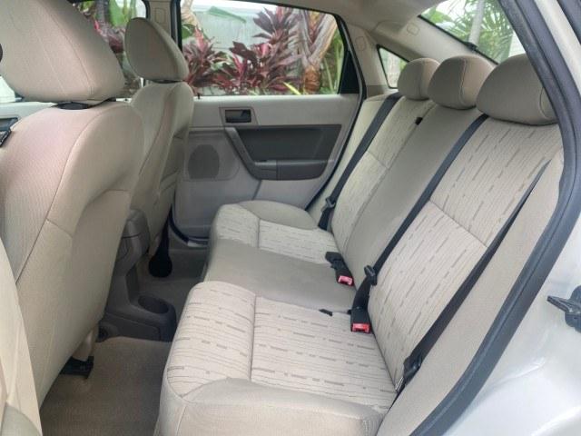 2011 White Suede /Medium Stone Ford Focus SE LOW MILES 36,864 (1FAHP3FN6BW) with an 2.0L 4-Cyl Engine engine, Automatic transmission, located at 4701 North Dixie Hwy, Pompano Beach, FL, 33064, (954) 422-2889, 26.240938, -80.123474 - OUR WEBPAGE FLORIDACARS1.COM HAS OVER 100 PHOTOS AND FREE CARFAX LINK 2011 Ford Focus SE Sedan 4 DR 2.0L I4 F DOHC 16V Gasoline 35 MPG Front Wheel Drive Features ABS Brakes Air Conditioning Alloy Wheels AM/FM Stereo Automatic Transmission Auxiliary Audio Input CD Audio Cloth Seats Cruise Control Ove- Photo#61