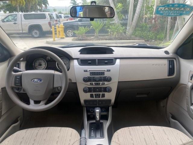2011 White Suede /Medium Stone Ford Focus SE LOW MILES 36,864 (1FAHP3FN6BW) with an 2.0L 4-Cyl Engine engine, Automatic transmission, located at 4701 North Dixie Hwy, Pompano Beach, FL, 33064, (954) 422-2889, 26.240938, -80.123474 - OUR WEBPAGE FLORIDACARS1.COM HAS OVER 100 PHOTOS AND FREE CARFAX LINK 2011 Ford Focus SE Sedan 4 DR 2.0L I4 F DOHC 16V Gasoline 35 MPG Front Wheel Drive Features ABS Brakes Air Conditioning Alloy Wheels AM/FM Stereo Automatic Transmission Auxiliary Audio Input CD Audio Cloth Seats Cruise Control Ove- Photo#62