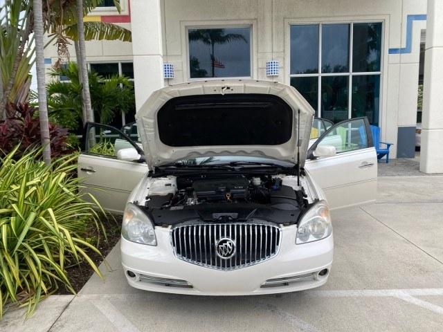 2011 White Diamond Tricoat /Cocoa/Cashmere Buick Lucerne CXL LOW MILES 39,527 (1G4HC5EM2BU) with an 3.9L V6 SFI Flex-Fuel Engine engine, Automatic transmission, located at 4701 North Dixie Hwy, Pompano Beach, FL, 33064, (954) 422-2889, 26.240938, -80.123474 - OUR WEBPAGE FLORIDACARS1.COM HAS OVER 100 PHOTOS AND FREE CARFAX LINK 2011 Buick Lucerne CXL Sedan 4 DR 3.9L V6 F OHV 12V Flex Fuel 27 MPG Front Wheel Drive Features ABS Brakes Air Conditioning Alloy Wheels AM/FM Stereo Automatic Transmission Auxiliary Audio Input Blind Spot Monitor Bluetooth Techno- Photo#16