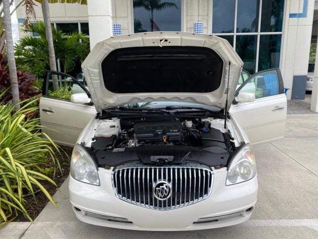 2011 White Diamond Tricoat /Cocoa/Cashmere Buick Lucerne CXL LOW MILES 39,527 (1G4HC5EM2BU) with an 3.9L V6 SFI Flex-Fuel Engine engine, Automatic transmission, located at 4701 North Dixie Hwy, Pompano Beach, FL, 33064, (954) 422-2889, 26.240938, -80.123474 - OUR WEBPAGE FLORIDACARS1.COM HAS OVER 100 PHOTOS AND FREE CARFAX LINK 2011 Buick Lucerne CXL Sedan 4 DR 3.9L V6 F OHV 12V Flex Fuel 27 MPG Front Wheel Drive Features ABS Brakes Air Conditioning Alloy Wheels AM/FM Stereo Automatic Transmission Auxiliary Audio Input Blind Spot Monitor Bluetooth Techno- Photo#17