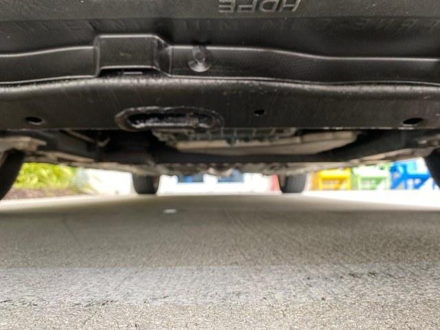 2011 White Diamond Tricoat /Cocoa/Cashmere Buick Lucerne CXL LOW MILES 39,527 (1G4HC5EM2BU) with an 3.9L V6 SFI Flex-Fuel Engine engine, Automatic transmission, located at 4701 North Dixie Hwy, Pompano Beach, FL, 33064, (954) 422-2889, 26.240938, -80.123474 - OUR WEBPAGE FLORIDACARS1.COM HAS OVER 100 PHOTOS AND FREE CARFAX LINK 2011 Buick Lucerne CXL Sedan 4 DR 3.9L V6 F OHV 12V Flex Fuel 27 MPG Front Wheel Drive Features ABS Brakes Air Conditioning Alloy Wheels AM/FM Stereo Automatic Transmission Auxiliary Audio Input Blind Spot Monitor Bluetooth Techno- Photo#21