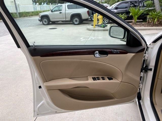 2011 White Diamond Tricoat /Cocoa/Cashmere Buick Lucerne CXL LOW MILES 39,527 (1G4HC5EM2BU) with an 3.9L V6 SFI Flex-Fuel Engine engine, Automatic transmission, located at 4701 North Dixie Hwy, Pompano Beach, FL, 33064, (954) 422-2889, 26.240938, -80.123474 - OUR WEBPAGE FLORIDACARS1.COM HAS OVER 100 PHOTOS AND FREE CARFAX LINK 2011 Buick Lucerne CXL Sedan 4 DR 3.9L V6 F OHV 12V Flex Fuel 27 MPG Front Wheel Drive Features ABS Brakes Air Conditioning Alloy Wheels AM/FM Stereo Automatic Transmission Auxiliary Audio Input Blind Spot Monitor Bluetooth Techno- Photo#31