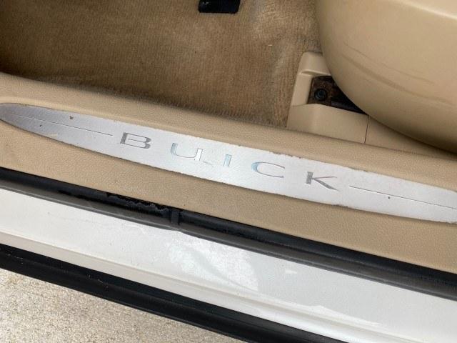 2011 White Diamond Tricoat /Cocoa/Cashmere Buick Lucerne CXL LOW MILES 39,527 (1G4HC5EM2BU) with an 3.9L V6 SFI Flex-Fuel Engine engine, Automatic transmission, located at 4701 North Dixie Hwy, Pompano Beach, FL, 33064, (954) 422-2889, 26.240938, -80.123474 - OUR WEBPAGE FLORIDACARS1.COM HAS OVER 100 PHOTOS AND FREE CARFAX LINK 2011 Buick Lucerne CXL Sedan 4 DR 3.9L V6 F OHV 12V Flex Fuel 27 MPG Front Wheel Drive Features ABS Brakes Air Conditioning Alloy Wheels AM/FM Stereo Automatic Transmission Auxiliary Audio Input Blind Spot Monitor Bluetooth Techno- Photo#35