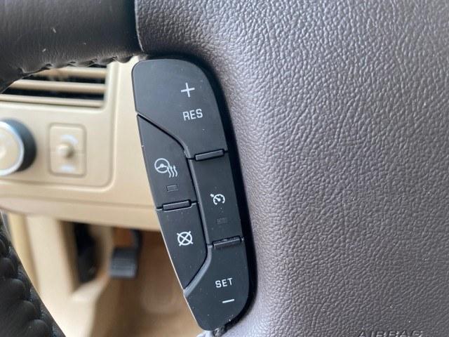 2011 White Diamond Tricoat /Cocoa/Cashmere Buick Lucerne CXL LOW MILES 39,527 (1G4HC5EM2BU) with an 3.9L V6 SFI Flex-Fuel Engine engine, Automatic transmission, located at 4701 North Dixie Hwy, Pompano Beach, FL, 33064, (954) 422-2889, 26.240938, -80.123474 - OUR WEBPAGE FLORIDACARS1.COM HAS OVER 100 PHOTOS AND FREE CARFAX LINK 2011 Buick Lucerne CXL Sedan 4 DR 3.9L V6 F OHV 12V Flex Fuel 27 MPG Front Wheel Drive Features ABS Brakes Air Conditioning Alloy Wheels AM/FM Stereo Automatic Transmission Auxiliary Audio Input Blind Spot Monitor Bluetooth Techno- Photo#38