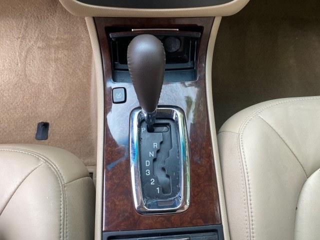 2011 White Diamond Tricoat /Cocoa/Cashmere Buick Lucerne CXL LOW MILES 39,527 (1G4HC5EM2BU) with an 3.9L V6 SFI Flex-Fuel Engine engine, Automatic transmission, located at 4701 North Dixie Hwy, Pompano Beach, FL, 33064, (954) 422-2889, 26.240938, -80.123474 - OUR WEBPAGE FLORIDACARS1.COM HAS OVER 100 PHOTOS AND FREE CARFAX LINK 2011 Buick Lucerne CXL Sedan 4 DR 3.9L V6 F OHV 12V Flex Fuel 27 MPG Front Wheel Drive Features ABS Brakes Air Conditioning Alloy Wheels AM/FM Stereo Automatic Transmission Auxiliary Audio Input Blind Spot Monitor Bluetooth Techno- Photo#45