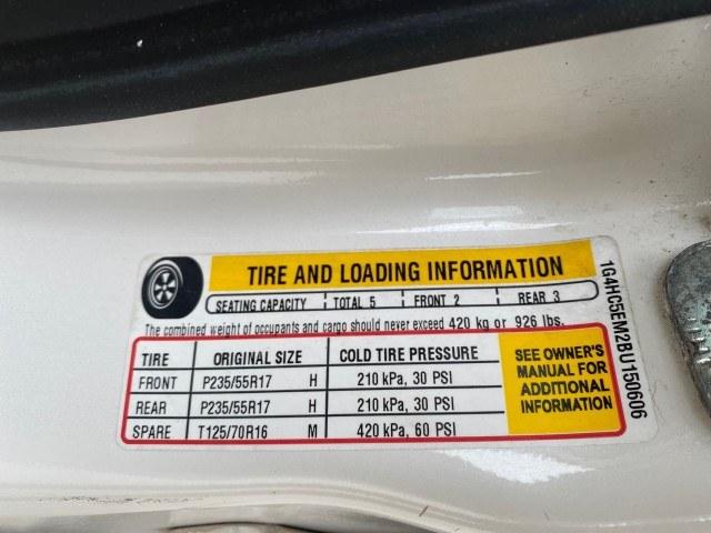 2011 White Diamond Tricoat /Cocoa/Cashmere Buick Lucerne CXL LOW MILES 39,527 (1G4HC5EM2BU) with an 3.9L V6 SFI Flex-Fuel Engine engine, Automatic transmission, located at 4701 North Dixie Hwy, Pompano Beach, FL, 33064, (954) 422-2889, 26.240938, -80.123474 - OUR WEBPAGE FLORIDACARS1.COM HAS OVER 100 PHOTOS AND FREE CARFAX LINK 2011 Buick Lucerne CXL Sedan 4 DR 3.9L V6 F OHV 12V Flex Fuel 27 MPG Front Wheel Drive Features ABS Brakes Air Conditioning Alloy Wheels AM/FM Stereo Automatic Transmission Auxiliary Audio Input Blind Spot Monitor Bluetooth Techno- Photo#52