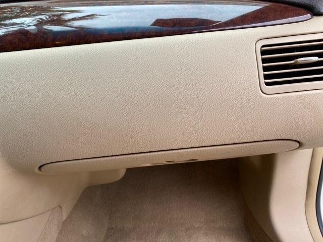 2011 White Diamond Tricoat /Cocoa/Cashmere Buick Lucerne CXL LOW MILES 39,527 (1G4HC5EM2BU) with an 3.9L V6 SFI Flex-Fuel Engine engine, Automatic transmission, located at 4701 North Dixie Hwy, Pompano Beach, FL, 33064, (954) 422-2889, 26.240938, -80.123474 - OUR WEBPAGE FLORIDACARS1.COM HAS OVER 100 PHOTOS AND FREE CARFAX LINK 2011 Buick Lucerne CXL Sedan 4 DR 3.9L V6 F OHV 12V Flex Fuel 27 MPG Front Wheel Drive Features ABS Brakes Air Conditioning Alloy Wheels AM/FM Stereo Automatic Transmission Auxiliary Audio Input Blind Spot Monitor Bluetooth Techno- Photo#80