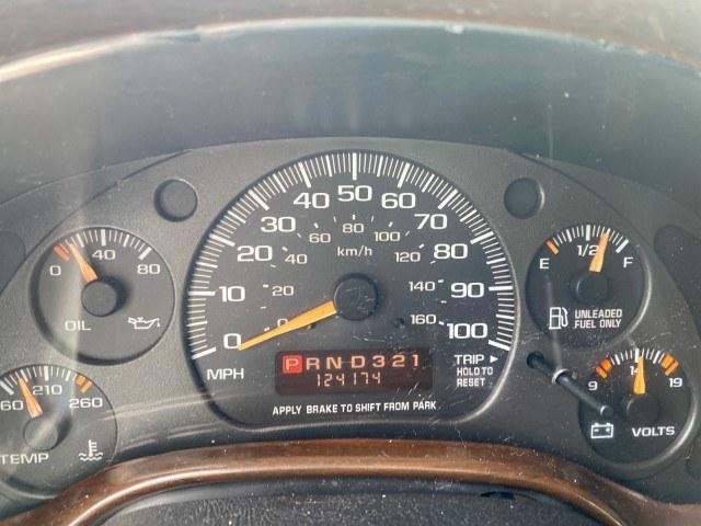 2002 Summit White /Neutral Chevrolet Express Van HI TOP EXPLORER CONV (1GBFG15R321) with an 5.7L Vortec 5700 SFI V8 Gas Engine engine, Automatic transmission, located at 4701 North Dixie Hwy, Pompano Beach, FL, 33064, (954) 422-2889, 26.240938, -80.123474 - OUR WEBPAGE FLORIDACARS1.COM HAS OVER 100 PHOTOS AND FREE CARFAX LINK 2002 Chevrolet Express G1500 Van 5.7L V8 F OHV Gasoline 17 MPG Rear Wheel Drive Features ABS Brakes Air Conditioning AM/FM Stereo Automatic Transmission Cassette Player CD Audio Power Locks Power Mirrors Power Seat(s) Power Window- Photo#18