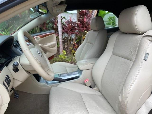 2006 Absolutely Red /Ivory Toyota Camry Solara SLE V6 LOW MILES 82,218 1 OWNER (4T1FA38P16U) with an 3.3L DOHC SMPI 24-Valve V6 Engine engine, Automatic transmission, located at 4701 North Dixie Hwy, Pompano Beach, FL, 33064, (954) 422-2889, 26.240938, -80.123474 - OUR WEBPAGE FLORIDACARS1.COM HAS OVER 100 PHOTOS AND FREE CARFAX LINK 2006 Toyota Camry Solara SLE V6 1 OWNER Convertible 3.3L V6 F DOHC 24V Gasoline 29 MPG Front Wheel Drive Features ABS Brakes Air Conditioning Alloy Wheels AM/FM Stereo Automatic Transmission CD Audio Cruise Control Front Seat Heat- Photo#10
