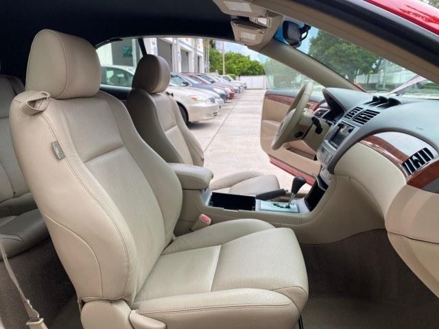 2006 Absolutely Red /Ivory Toyota Camry Solara SLE V6 LOW MILES 82,218 1 OWNER (4T1FA38P16U) with an 3.3L DOHC SMPI 24-Valve V6 Engine engine, Automatic transmission, located at 4701 North Dixie Hwy, Pompano Beach, FL, 33064, (954) 422-2889, 26.240938, -80.123474 - OUR WEBPAGE FLORIDACARS1.COM HAS OVER 100 PHOTOS AND FREE CARFAX LINK 2006 Toyota Camry Solara SLE V6 1 OWNER Convertible 3.3L V6 F DOHC 24V Gasoline 29 MPG Front Wheel Drive Features ABS Brakes Air Conditioning Alloy Wheels AM/FM Stereo Automatic Transmission CD Audio Cruise Control Front Seat Heat- Photo#12