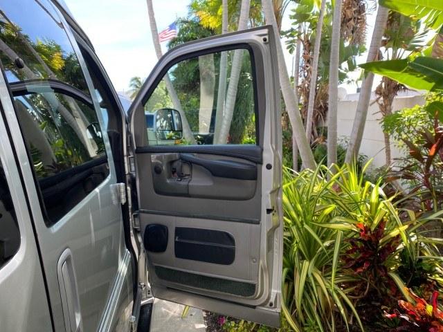 2013 Pure Silver Metallic /Neutral GMC Savana HIGH TOP CONV VAN HIGH TOP CONV LOW MILES 27,511 1 OWNER (1GDS7DC43D1) with an 5.3L Vortec 1000 V8 SFI Flex-Fuel Engine engine, Automatic transmission, located at 4701 North Dixie Hwy, Pompano Beach, FL, 33064, (954) 422-2889, 26.240938, -80.123474 - OUR WEBPAGE FLORIDACARS1.COM HAS OVER 100 PHOTOS AND FREE CARFAX LINK 2013 GMC Savana 1500 1 OWNER Van 5.3L V8 F OHV 16V Flex Fuel 17 MPG Rear Wheel Drive Features ABS Brakes Air Conditioning Alloy Wheels AM/FM Stereo Automatic Transmission Auxiliary Audio Input CD Audio Convenience Package Cruise C- Photo#11