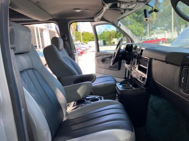 2013 Pure Silver Metallic /Neutral GMC Savana HIGH TOP CONV VAN HIGH TOP CONV LOW MILES 27,511 1 OWNER (1GDS7DC43D1) with an 5.3L Vortec 1000 V8 SFI Flex-Fuel Engine engine, Automatic transmission, located at 4701 North Dixie Hwy, Pompano Beach, FL, 33064, (954) 422-2889, 26.240938, -80.123474 - OUR WEBPAGE FLORIDACARS1.COM HAS OVER 100 PHOTOS AND FREE CARFAX LINK 2013 GMC Savana 1500 1 OWNER Van 5.3L V8 F OHV 16V Flex Fuel 17 MPG Rear Wheel Drive Features ABS Brakes Air Conditioning Alloy Wheels AM/FM Stereo Automatic Transmission Auxiliary Audio Input CD Audio Convenience Package Cruise C- Photo#12