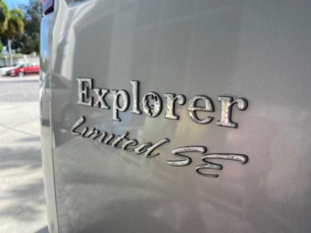 2013 Pure Silver Metallic /Neutral GMC Savana HIGH TOP CONV VAN HIGH TOP CONV LOW MILES 27,511 1 OWNER (1GDS7DC43D1) with an 5.3L Vortec 1000 V8 SFI Flex-Fuel Engine engine, Automatic transmission, located at 4701 North Dixie Hwy, Pompano Beach, FL, 33064, (954) 422-2889, 26.240938, -80.123474 - OUR WEBPAGE FLORIDACARS1.COM HAS OVER 100 PHOTOS AND FREE CARFAX LINK 2013 GMC Savana 1500 1 OWNER Van 5.3L V8 F OHV 16V Flex Fuel 17 MPG Rear Wheel Drive Features ABS Brakes Air Conditioning Alloy Wheels AM/FM Stereo Automatic Transmission Auxiliary Audio Input CD Audio Convenience Package Cruise C- Photo#86