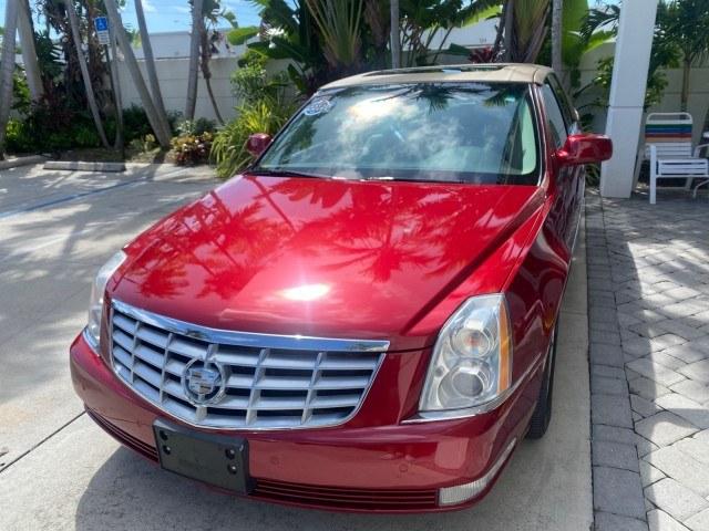 2011 Crystal Red Tintcoat /Shale/Cocoa Cadillac DTS LOW MILES 66,888 1 OWNER (1G6KD5E63BU) with an Northstar 4.6L DOHC V8 Engine engine, Automatic transmission, located at 4701 North Dixie Hwy, Pompano Beach, FL, 33064, (954) 422-2889, 26.240938, -80.123474 - OUR WEBPAGE FLORIDACARS1.COM HAS OVER 100 PHOTOS AND FREE CARFAX LINK 2011 Cadillac DTS Luxury Collection 1 OWNER Sedan 4 DR 4.6L V8 F DOHC 32V Gasoline 23 MPG Front Wheel Drive Features A/C Seat(s) ABS Brakes Air Conditioning Alloy Wheels AM/FM Stereo Automated Cruise Control Automatic Transmission- Photo#3