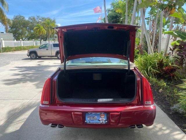 2011 Crystal Red Tintcoat /Shale/Cocoa Cadillac DTS LOW MILES 66,888 1 OWNER (1G6KD5E63BU) with an Northstar 4.6L DOHC V8 Engine engine, Automatic transmission, located at 4701 North Dixie Hwy, Pompano Beach, FL, 33064, (954) 422-2889, 26.240938, -80.123474 - OUR WEBPAGE FLORIDACARS1.COM HAS OVER 100 PHOTOS AND FREE CARFAX LINK 2011 Cadillac DTS Luxury Collection 1 OWNER Sedan 4 DR 4.6L V8 F DOHC 32V Gasoline 23 MPG Front Wheel Drive Features A/C Seat(s) ABS Brakes Air Conditioning Alloy Wheels AM/FM Stereo Automated Cruise Control Automatic Transmission- Photo#69