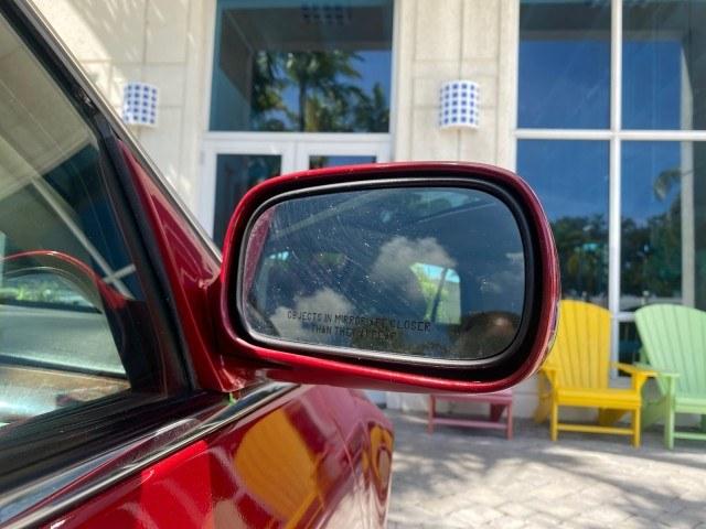 2011 Crystal Red Tintcoat /Shale/Cocoa Cadillac DTS LOW MILES 66,888 1 OWNER (1G6KD5E63BU) with an Northstar 4.6L DOHC V8 Engine engine, Automatic transmission, located at 4701 North Dixie Hwy, Pompano Beach, FL, 33064, (954) 422-2889, 26.240938, -80.123474 - OUR WEBPAGE FLORIDACARS1.COM HAS OVER 100 PHOTOS AND FREE CARFAX LINK 2011 Cadillac DTS Luxury Collection 1 OWNER Sedan 4 DR 4.6L V8 F DOHC 32V Gasoline 23 MPG Front Wheel Drive Features A/C Seat(s) ABS Brakes Air Conditioning Alloy Wheels AM/FM Stereo Automated Cruise Control Automatic Transmission- Photo#75