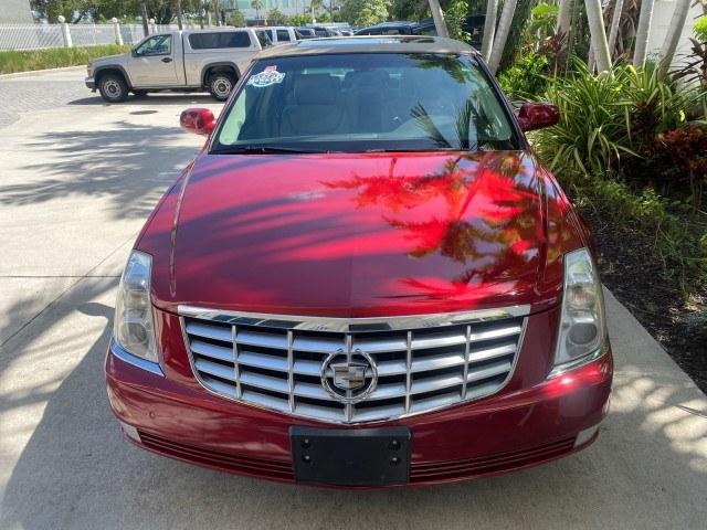 2011 Crystal Red Tintcoat /Shale/Cocoa Cadillac DTS LOW MILES 66,888 1 OWNER (1G6KD5E63BU) with an Northstar 4.6L DOHC V8 Engine engine, Automatic transmission, located at 4701 North Dixie Hwy, Pompano Beach, FL, 33064, (954) 422-2889, 26.240938, -80.123474 - OUR WEBPAGE FLORIDACARS1.COM HAS OVER 100 PHOTOS AND FREE CARFAX LINK 2011 Cadillac DTS Luxury Collection 1 OWNER Sedan 4 DR 4.6L V8 F DOHC 32V Gasoline 23 MPG Front Wheel Drive Features A/C Seat(s) ABS Brakes Air Conditioning Alloy Wheels AM/FM Stereo Automated Cruise Control Automatic Transmission- Photo#91