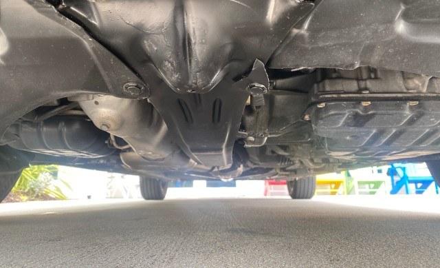 2000 Aspen White Pearl /Beige INFINITI I30 Touring LOW MILES 27,139 1 OWNER (JNKCA31A8YT) with an 3.0L DOHC SMPI 24-Valve V6 Engine engine, Automatic transmission, located at 4701 North Dixie Hwy, Pompano Beach, FL, 33064, (954) 422-2889, 26.240938, -80.123474 - OUR WEBPAGE FLORIDACARS1.COM HAS OVER 100 PHOTOS AND FREE CARFAX LINK 2000 Infiniti I30 1 OWNER Sedan 4 DR 3.0L V6 F DOHC 24V Gasoline 28 MPG Front Wheel Drive Features ABS Brakes Air Conditioning Alloy Wheels AM/FM Stereo Automatic Transmission BOSE Sound System Cassette Player CD Audio Cruise Cont- Photo#21