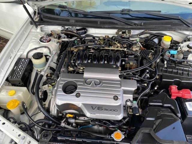 2000 Aspen White Pearl /Beige INFINITI I30 Touring LOW MILES 27,139 1 OWNER (JNKCA31A8YT) with an 3.0L DOHC SMPI 24-Valve V6 Engine engine, Automatic transmission, located at 4701 North Dixie Hwy, Pompano Beach, FL, 33064, (954) 422-2889, 26.240938, -80.123474 - OUR WEBPAGE FLORIDACARS1.COM HAS OVER 100 PHOTOS AND FREE CARFAX LINK 2000 Infiniti I30 1 OWNER Sedan 4 DR 3.0L V6 F DOHC 24V Gasoline 28 MPG Front Wheel Drive Features ABS Brakes Air Conditioning Alloy Wheels AM/FM Stereo Automatic Transmission BOSE Sound System Cassette Player CD Audio Cruise Cont- Photo#25