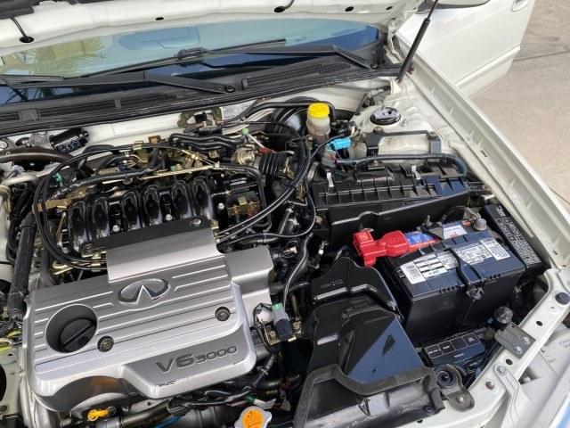 2000 Aspen White Pearl /Beige INFINITI I30 Touring LOW MILES 27,139 1 OWNER (JNKCA31A8YT) with an 3.0L DOHC SMPI 24-Valve V6 Engine engine, Automatic transmission, located at 4701 North Dixie Hwy, Pompano Beach, FL, 33064, (954) 422-2889, 26.240938, -80.123474 - OUR WEBPAGE FLORIDACARS1.COM HAS OVER 100 PHOTOS AND FREE CARFAX LINK 2000 Infiniti I30 1 OWNER Sedan 4 DR 3.0L V6 F DOHC 24V Gasoline 28 MPG Front Wheel Drive Features ABS Brakes Air Conditioning Alloy Wheels AM/FM Stereo Automatic Transmission BOSE Sound System Cassette Player CD Audio Cruise Cont- Photo#26