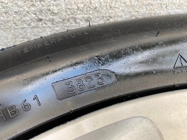 2000 Aspen White Pearl /Beige INFINITI I30 Touring LOW MILES 27,139 1 OWNER (JNKCA31A8YT) with an 3.0L DOHC SMPI 24-Valve V6 Engine engine, Automatic transmission, located at 4701 North Dixie Hwy, Pompano Beach, FL, 33064, (954) 422-2889, 26.240938, -80.123474 - OUR WEBPAGE FLORIDACARS1.COM HAS OVER 100 PHOTOS AND FREE CARFAX LINK 2000 Infiniti I30 1 OWNER Sedan 4 DR 3.0L V6 F DOHC 24V Gasoline 28 MPG Front Wheel Drive Features ABS Brakes Air Conditioning Alloy Wheels AM/FM Stereo Automatic Transmission BOSE Sound System Cassette Player CD Audio Cruise Cont- Photo#27