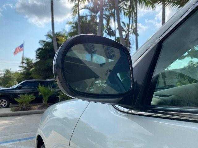 2000 Aspen White Pearl /Beige INFINITI I30 Touring LOW MILES 27,139 1 OWNER (JNKCA31A8YT) with an 3.0L DOHC SMPI 24-Valve V6 Engine engine, Automatic transmission, located at 4701 North Dixie Hwy, Pompano Beach, FL, 33064, (954) 422-2889, 26.240938, -80.123474 - OUR WEBPAGE FLORIDACARS1.COM HAS OVER 100 PHOTOS AND FREE CARFAX LINK 2000 Infiniti I30 1 OWNER Sedan 4 DR 3.0L V6 F DOHC 24V Gasoline 28 MPG Front Wheel Drive Features ABS Brakes Air Conditioning Alloy Wheels AM/FM Stereo Automatic Transmission BOSE Sound System Cassette Player CD Audio Cruise Cont- Photo#30