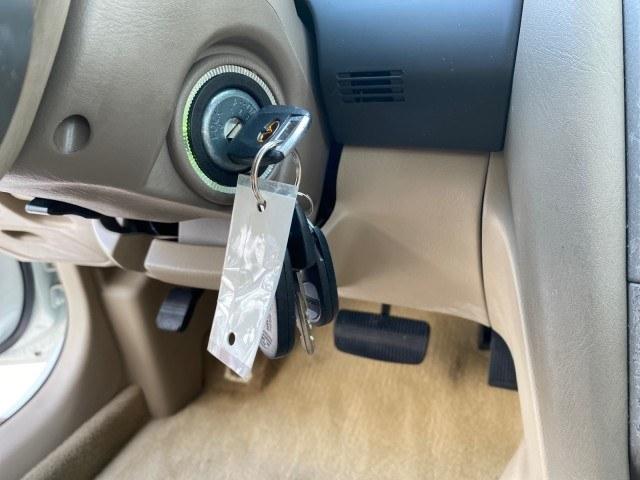 2000 Aspen White Pearl /Beige INFINITI I30 Touring LOW MILES 27,139 1 OWNER (JNKCA31A8YT) with an 3.0L DOHC SMPI 24-Valve V6 Engine engine, Automatic transmission, located at 4701 North Dixie Hwy, Pompano Beach, FL, 33064, (954) 422-2889, 26.240938, -80.123474 - OUR WEBPAGE FLORIDACARS1.COM HAS OVER 100 PHOTOS AND FREE CARFAX LINK 2000 Infiniti I30 1 OWNER Sedan 4 DR 3.0L V6 F DOHC 24V Gasoline 28 MPG Front Wheel Drive Features ABS Brakes Air Conditioning Alloy Wheels AM/FM Stereo Automatic Transmission BOSE Sound System Cassette Player CD Audio Cruise Cont- Photo#42