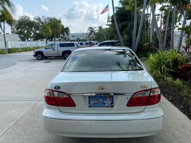 2000 Aspen White Pearl /Beige INFINITI I30 Touring LOW MILES 27,139 1 OWNER (JNKCA31A8YT) with an 3.0L DOHC SMPI 24-Valve V6 Engine engine, Automatic transmission, located at 4701 North Dixie Hwy, Pompano Beach, FL, 33064, (954) 422-2889, 26.240938, -80.123474 - OUR WEBPAGE FLORIDACARS1.COM HAS OVER 100 PHOTOS AND FREE CARFAX LINK 2000 Infiniti I30 1 OWNER Sedan 4 DR 3.0L V6 F DOHC 24V Gasoline 28 MPG Front Wheel Drive Features ABS Brakes Air Conditioning Alloy Wheels AM/FM Stereo Automatic Transmission BOSE Sound System Cassette Player CD Audio Cruise Cont- Photo#66