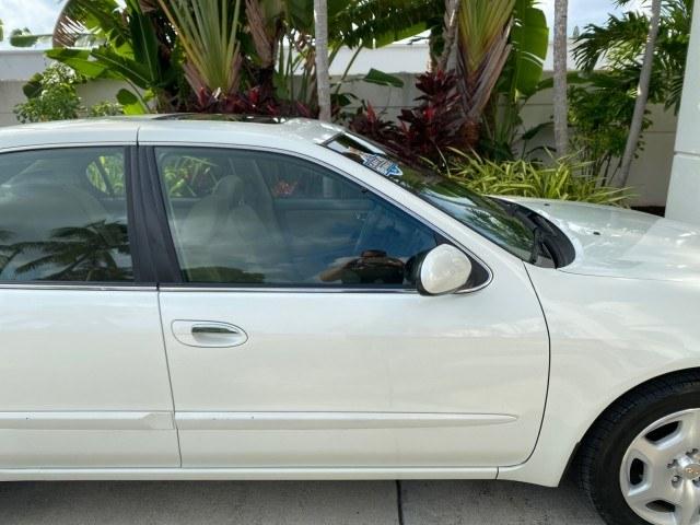 2000 Aspen White Pearl /Beige INFINITI I30 Touring LOW MILES 27,139 1 OWNER (JNKCA31A8YT) with an 3.0L DOHC SMPI 24-Valve V6 Engine engine, Automatic transmission, located at 4701 North Dixie Hwy, Pompano Beach, FL, 33064, (954) 422-2889, 26.240938, -80.123474 - OUR WEBPAGE FLORIDACARS1.COM HAS OVER 100 PHOTOS AND FREE CARFAX LINK 2000 Infiniti I30 1 OWNER Sedan 4 DR 3.0L V6 F DOHC 24V Gasoline 28 MPG Front Wheel Drive Features ABS Brakes Air Conditioning Alloy Wheels AM/FM Stereo Automatic Transmission BOSE Sound System Cassette Player CD Audio Cruise Cont- Photo#76