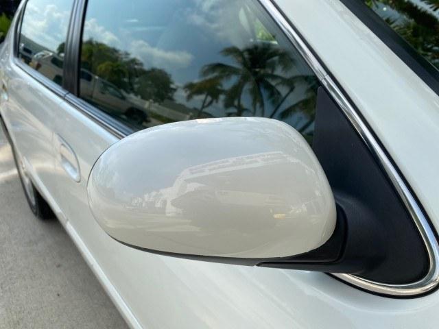 2000 Aspen White Pearl /Beige INFINITI I30 Touring LOW MILES 27,139 1 OWNER (JNKCA31A8YT) with an 3.0L DOHC SMPI 24-Valve V6 Engine engine, Automatic transmission, located at 4701 North Dixie Hwy, Pompano Beach, FL, 33064, (954) 422-2889, 26.240938, -80.123474 - OUR WEBPAGE FLORIDACARS1.COM HAS OVER 100 PHOTOS AND FREE CARFAX LINK 2000 Infiniti I30 1 OWNER Sedan 4 DR 3.0L V6 F DOHC 24V Gasoline 28 MPG Front Wheel Drive Features ABS Brakes Air Conditioning Alloy Wheels AM/FM Stereo Automatic Transmission BOSE Sound System Cassette Player CD Audio Cruise Cont- Photo#79