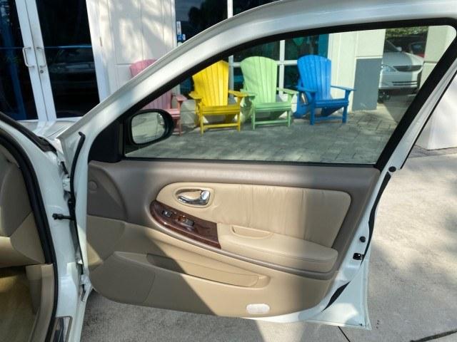 2000 Aspen White Pearl /Beige INFINITI I30 Touring LOW MILES 27,139 1 OWNER (JNKCA31A8YT) with an 3.0L DOHC SMPI 24-Valve V6 Engine engine, Automatic transmission, located at 4701 North Dixie Hwy, Pompano Beach, FL, 33064, (954) 422-2889, 26.240938, -80.123474 - OUR WEBPAGE FLORIDACARS1.COM HAS OVER 100 PHOTOS AND FREE CARFAX LINK 2000 Infiniti I30 1 OWNER Sedan 4 DR 3.0L V6 F DOHC 24V Gasoline 28 MPG Front Wheel Drive Features ABS Brakes Air Conditioning Alloy Wheels AM/FM Stereo Automatic Transmission BOSE Sound System Cassette Player CD Audio Cruise Cont- Photo#80