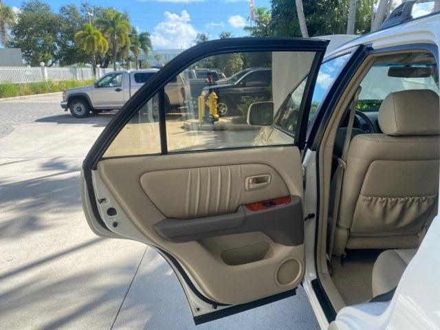 1999 Desert Bronze Metallic /Ivory Lexus RX 300 Luxury SUV LOW MILES 62,417 1 OWNER (JT6GF10U6X0) with an 3.0L Aluminum 24-Valve V6 Engine engine, Automatic transmission, located at 4701 North Dixie Hwy, Pompano Beach, FL, 33064, (954) 422-2889, 26.240938, -80.123474 - OUR WEBPAGE FLORIDACARS1.COM HAS OVER 100 PHOTOS AND FREE CARFAX LINK 1999 Lexus RX 300 1 OWNER 4 Door Wagon/Sport Utility 3.0L V6 F 24V Gasoline 24 MPG Front Wheel Drive Features ABS Brakes Air Conditioning Alloy Wheels AM/FM Stereo Automatic Transmission Cassette Player Cruise Control Full Roof Ra- Photo#13