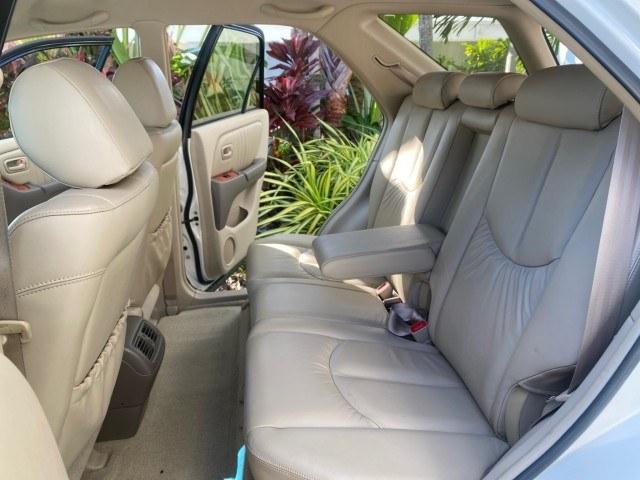 1999 Desert Bronze Metallic /Ivory Lexus RX 300 Luxury SUV LOW MILES 62,417 1 OWNER (JT6GF10U6X0) with an 3.0L Aluminum 24-Valve V6 Engine engine, Automatic transmission, located at 4701 North Dixie Hwy, Pompano Beach, FL, 33064, (954) 422-2889, 26.240938, -80.123474 - OUR WEBPAGE FLORIDACARS1.COM HAS OVER 100 PHOTOS AND FREE CARFAX LINK 1999 Lexus RX 300 1 OWNER 4 Door Wagon/Sport Utility 3.0L V6 F 24V Gasoline 24 MPG Front Wheel Drive Features ABS Brakes Air Conditioning Alloy Wheels AM/FM Stereo Automatic Transmission Cassette Player Cruise Control Full Roof Ra- Photo#14