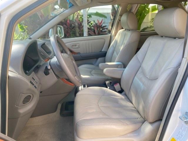 1999 Desert Bronze Metallic /Ivory Lexus RX 300 Luxury SUV LOW MILES 62,417 1 OWNER (JT6GF10U6X0) with an 3.0L Aluminum 24-Valve V6 Engine engine, Automatic transmission, located at 4701 North Dixie Hwy, Pompano Beach, FL, 33064, (954) 422-2889, 26.240938, -80.123474 - OUR WEBPAGE FLORIDACARS1.COM HAS OVER 100 PHOTOS AND FREE CARFAX LINK 1999 Lexus RX 300 1 OWNER 4 Door Wagon/Sport Utility 3.0L V6 F 24V Gasoline 24 MPG Front Wheel Drive Features ABS Brakes Air Conditioning Alloy Wheels AM/FM Stereo Automatic Transmission Cassette Player Cruise Control Full Roof Ra- Photo#32