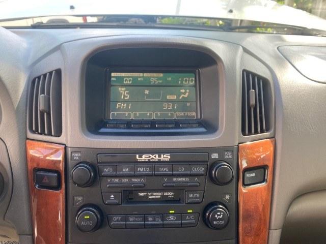 1999 Desert Bronze Metallic /Ivory Lexus RX 300 Luxury SUV LOW MILES 62,417 1 OWNER (JT6GF10U6X0) with an 3.0L Aluminum 24-Valve V6 Engine engine, Automatic transmission, located at 4701 North Dixie Hwy, Pompano Beach, FL, 33064, (954) 422-2889, 26.240938, -80.123474 - OUR WEBPAGE FLORIDACARS1.COM HAS OVER 100 PHOTOS AND FREE CARFAX LINK 1999 Lexus RX 300 1 OWNER 4 Door Wagon/Sport Utility 3.0L V6 F 24V Gasoline 24 MPG Front Wheel Drive Features ABS Brakes Air Conditioning Alloy Wheels AM/FM Stereo Automatic Transmission Cassette Player Cruise Control Full Roof Ra- Photo#42
